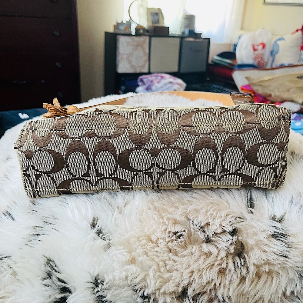 COACH SMALL(E04M-6371)SIGNATURE/LOGO BEIGE/BROWN CANVAS WITH COGNAC/LEATHER STRA